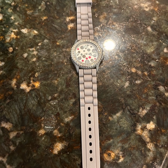 Fun, modern watch! - Picture 4 of 8